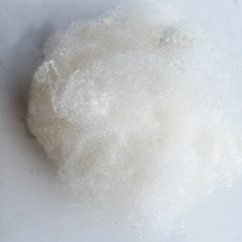 13DX120mm szőnyegfonal speciális szálas elefántcsont fehér 13DX120mm szőnyegfonal speciális szálas elefántcsont fehér